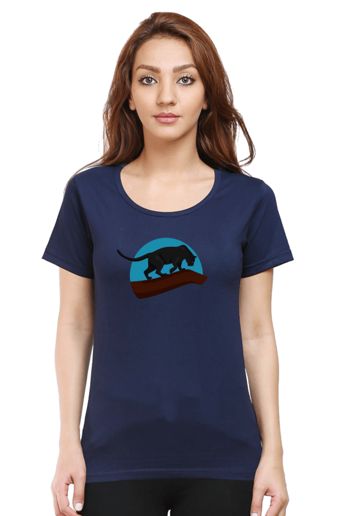 TuckTribePANTHER YARDWomen’s T-shirt