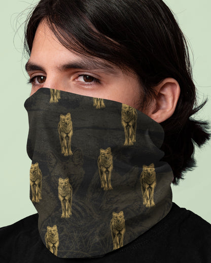 Dhole print neck gaiter