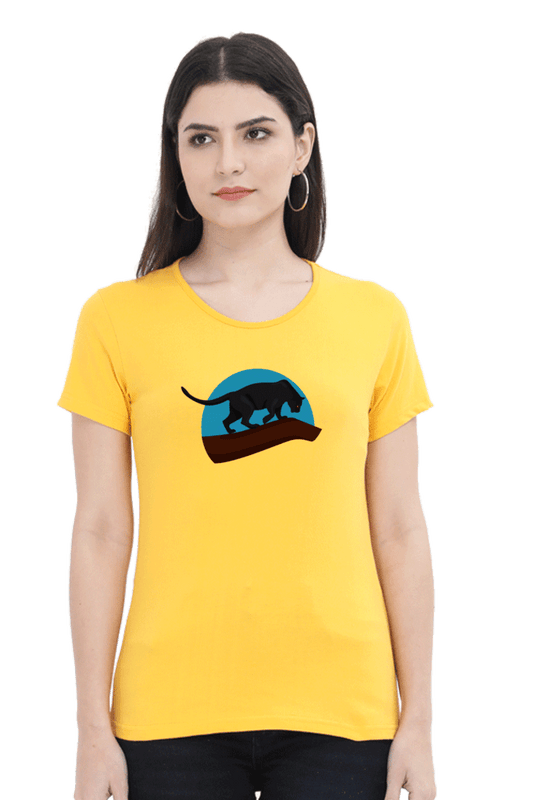 TuckTribePANTHER YARDWomen’s T-shirt