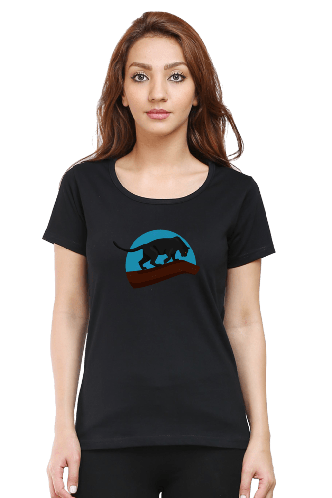 TuckTribePANTHER YARDWomen’s T-shirt