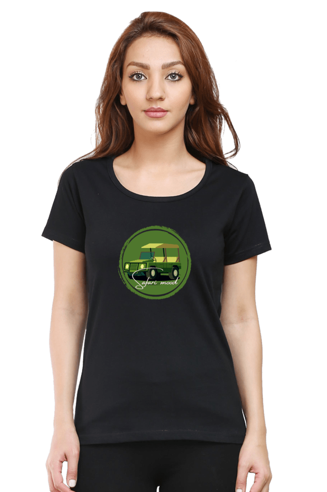TuckTribeSAFARI MOODWomen’s T-shirt