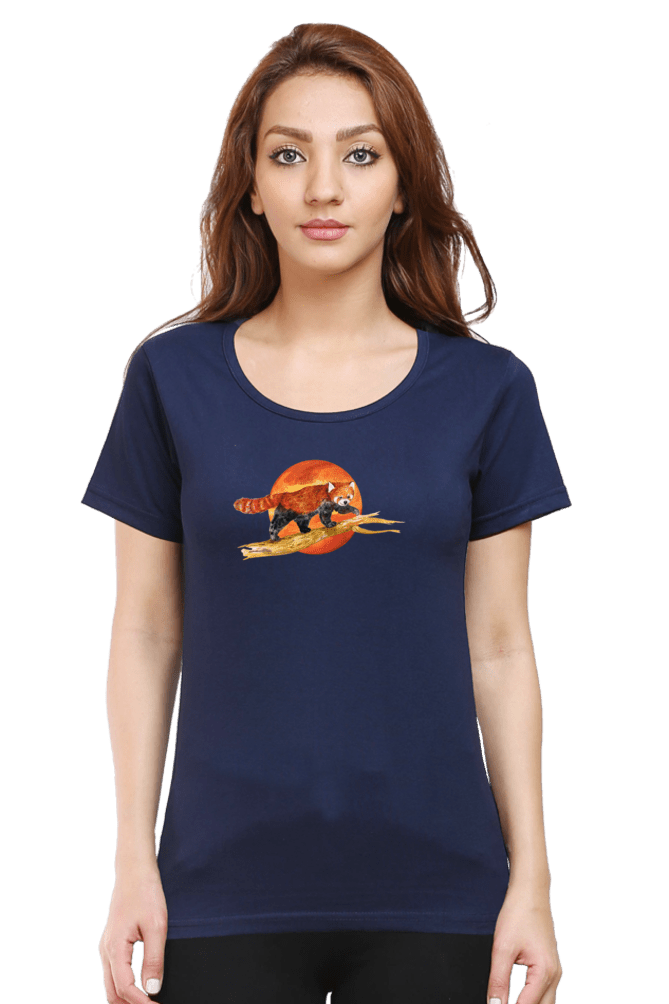 TuckTribeTHE RED PANDAWomen’s T-shirt